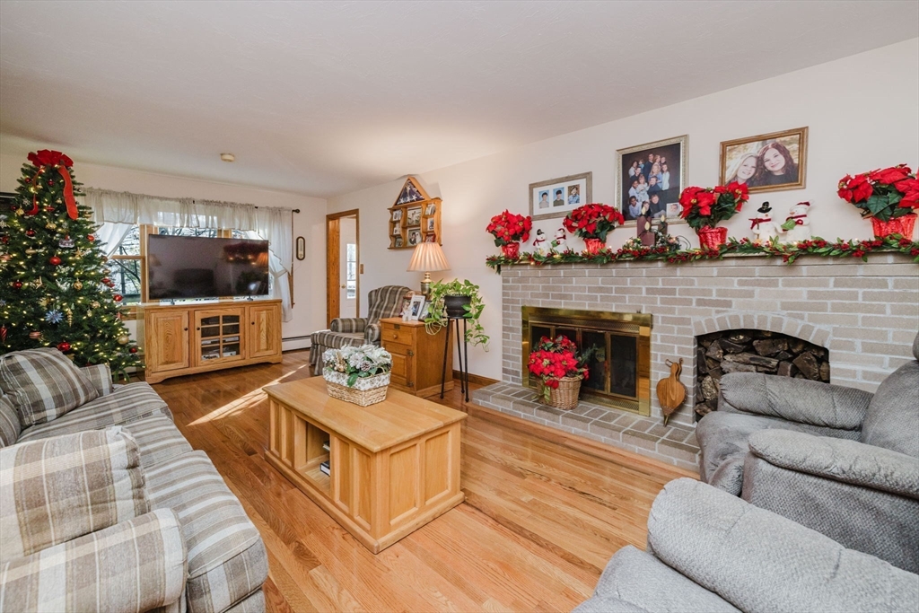 36 Indian Run Road Bellingham, MA 02019 - Photo 7 of 25 Gallery Image 7