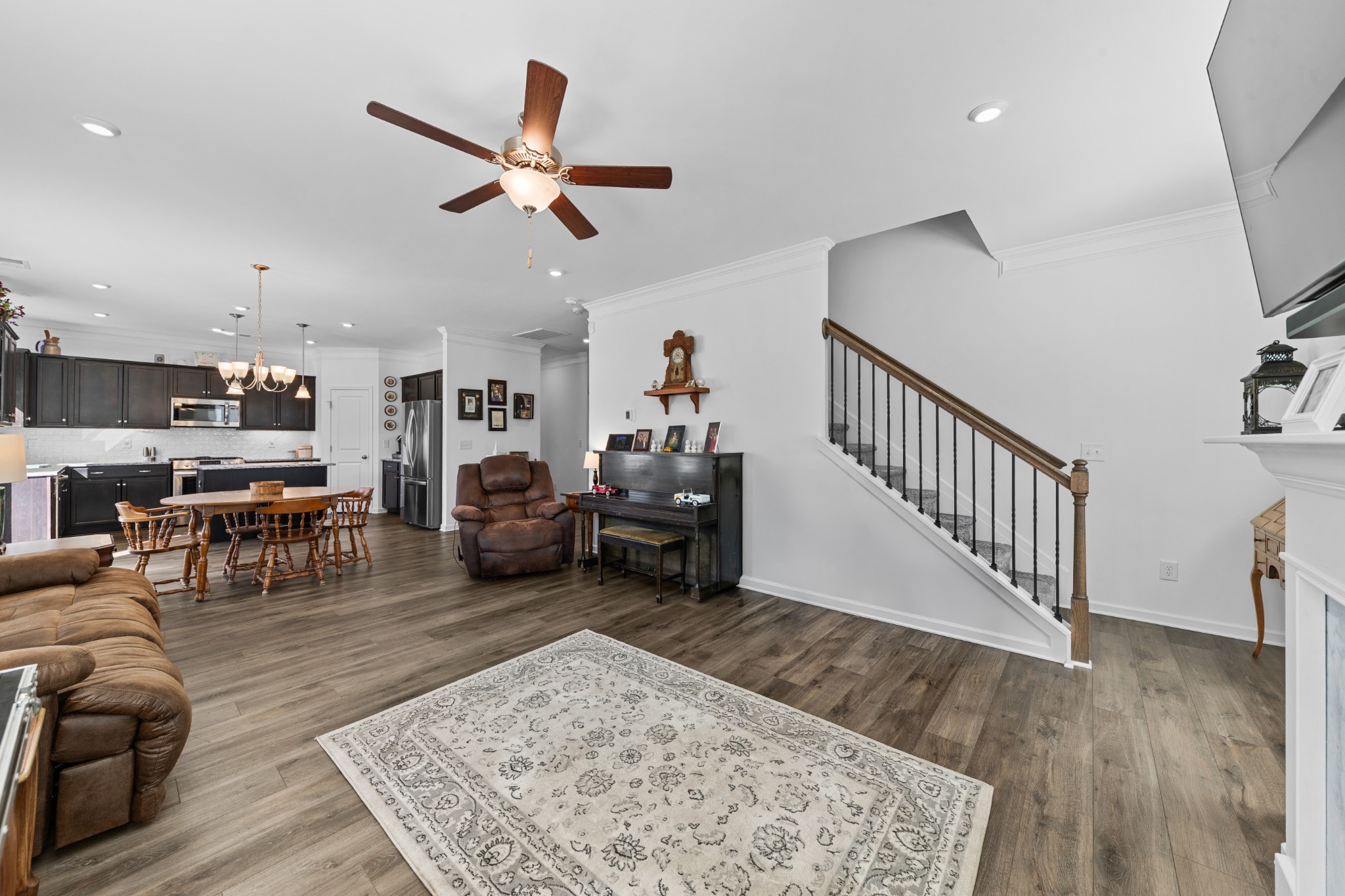 229 Stonewall Road Columbia, TN 38401 - Photo 31 of 61 a living room with furniture and kitchen view
