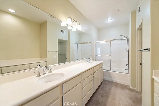 $4,200 | 31 Bradford, Irvine, CA 92602