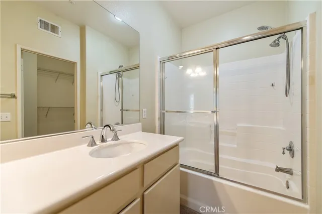 $4,200 | 31 Bradford, Irvine, CA 92602