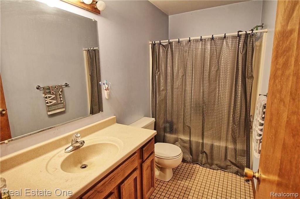 3633 Mildred Avenue Rochester Hills, MI 48309 - Photo 16 of 20
