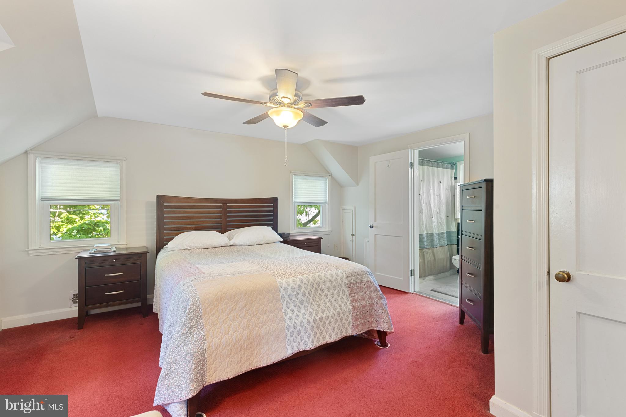 518 Dunkirk Road Baltimore, MD 21212 - Photo 23 of 43 Upper level primary bedroom