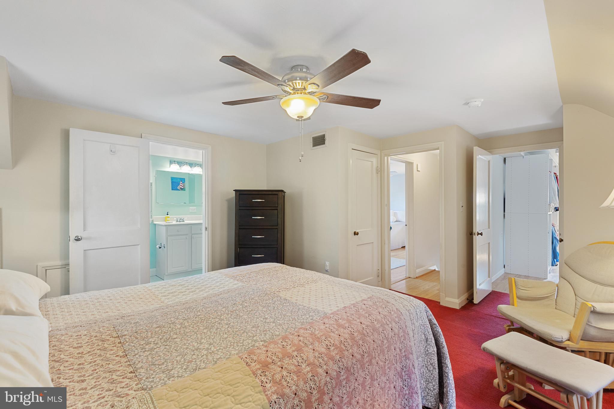 518 Dunkirk Road Baltimore, MD 21212 - Photo 25 of 43 Primary bedroom with large walk-in closet