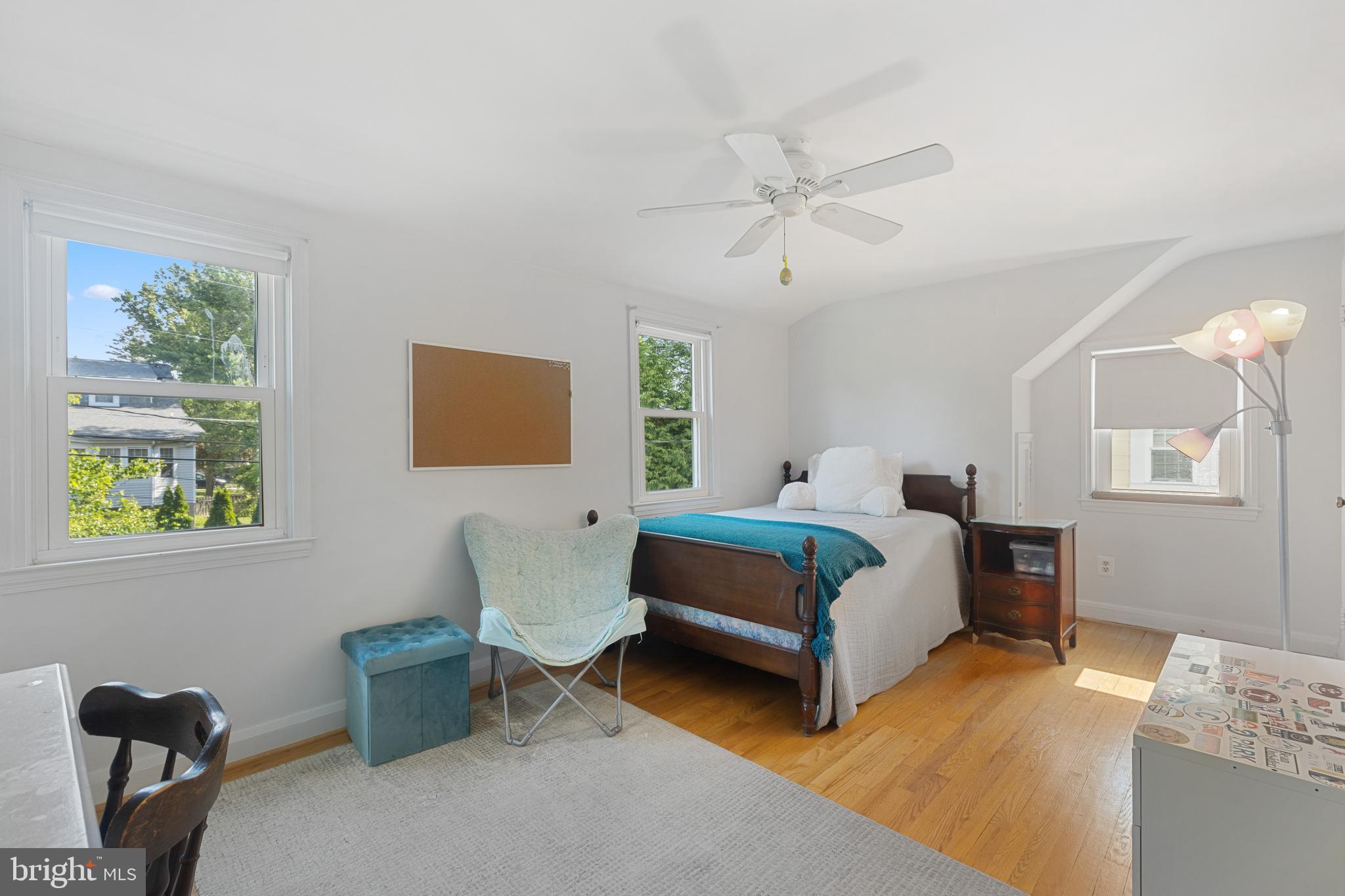 518 Dunkirk Road Baltimore, MD 21212 - Photo 30 of 43 Upper level 2nd bedroom