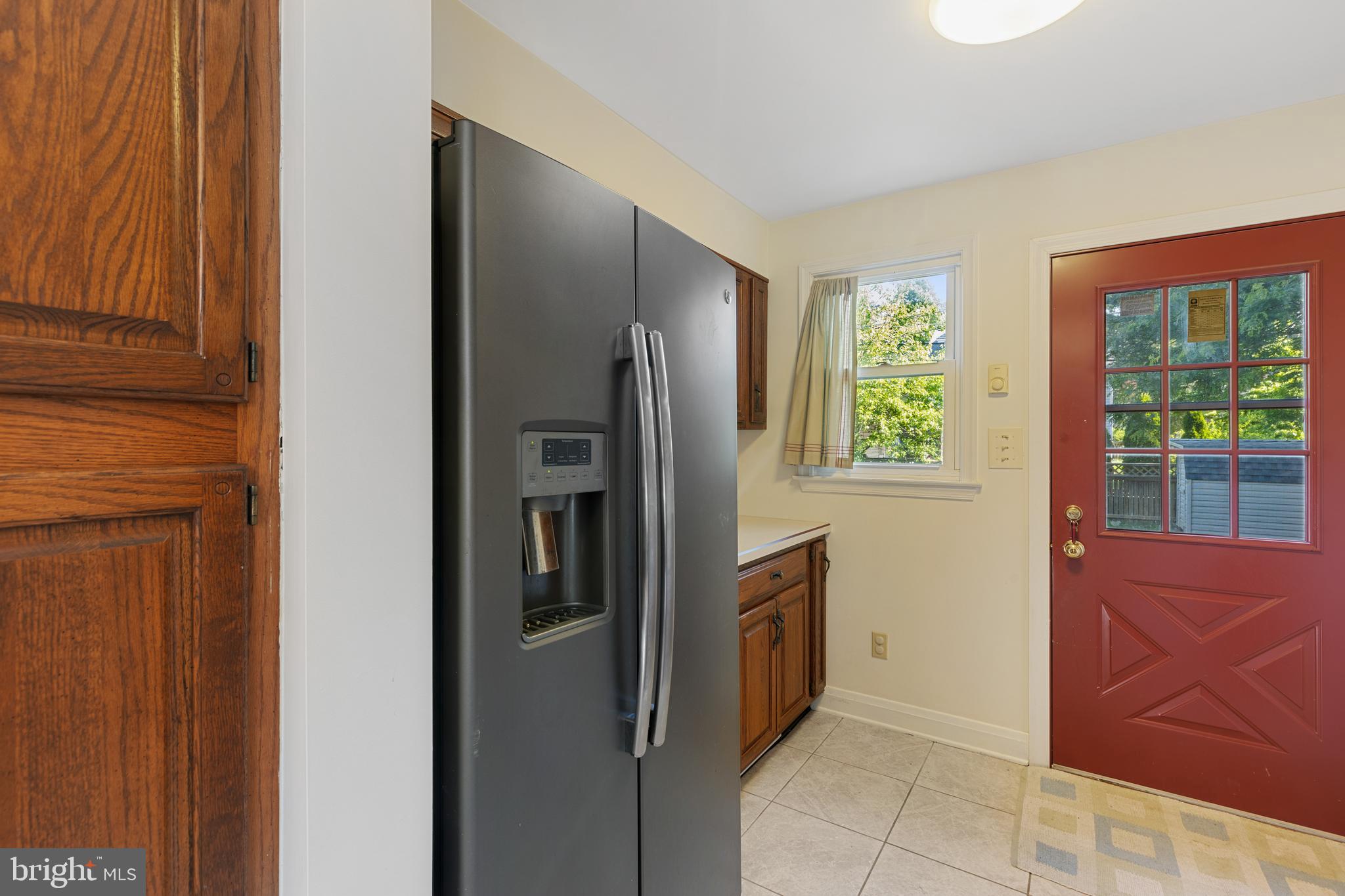 518 Dunkirk Road Baltimore, MD 21212 - Photo 10 of 43 Pantry area