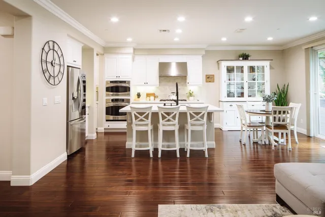 $1,249,000 | 218 Jacquelyn Lane, Petaluma, CA 94952