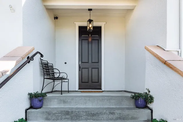 $1,249,000 | 218 Jacquelyn Lane, Petaluma, CA 94952