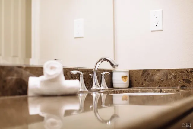 $1,249,000 | 218 Jacquelyn Lane, Petaluma, CA 94952