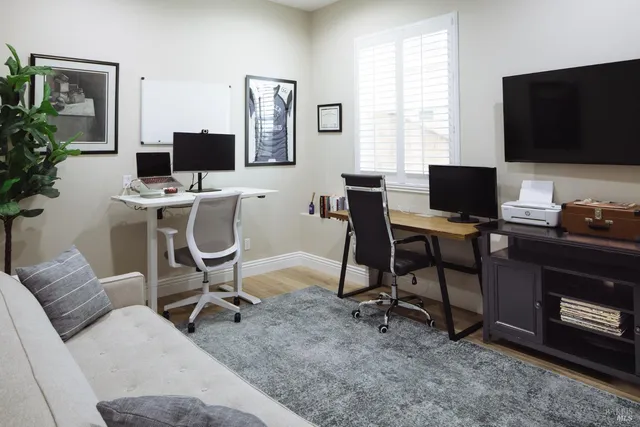 $1,249,000 | 218 Jacquelyn Lane, Petaluma, CA 94952