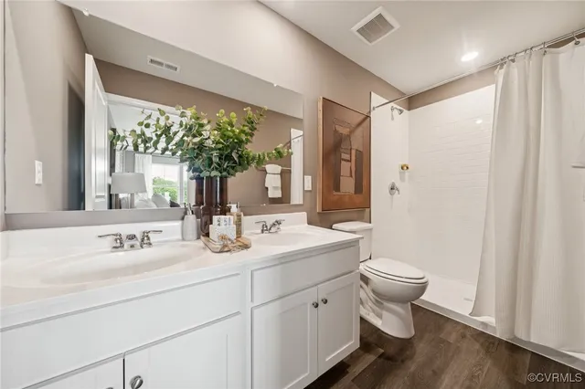 $329,990 | 6634 Lunsford Drive, Prince George, VA 23875