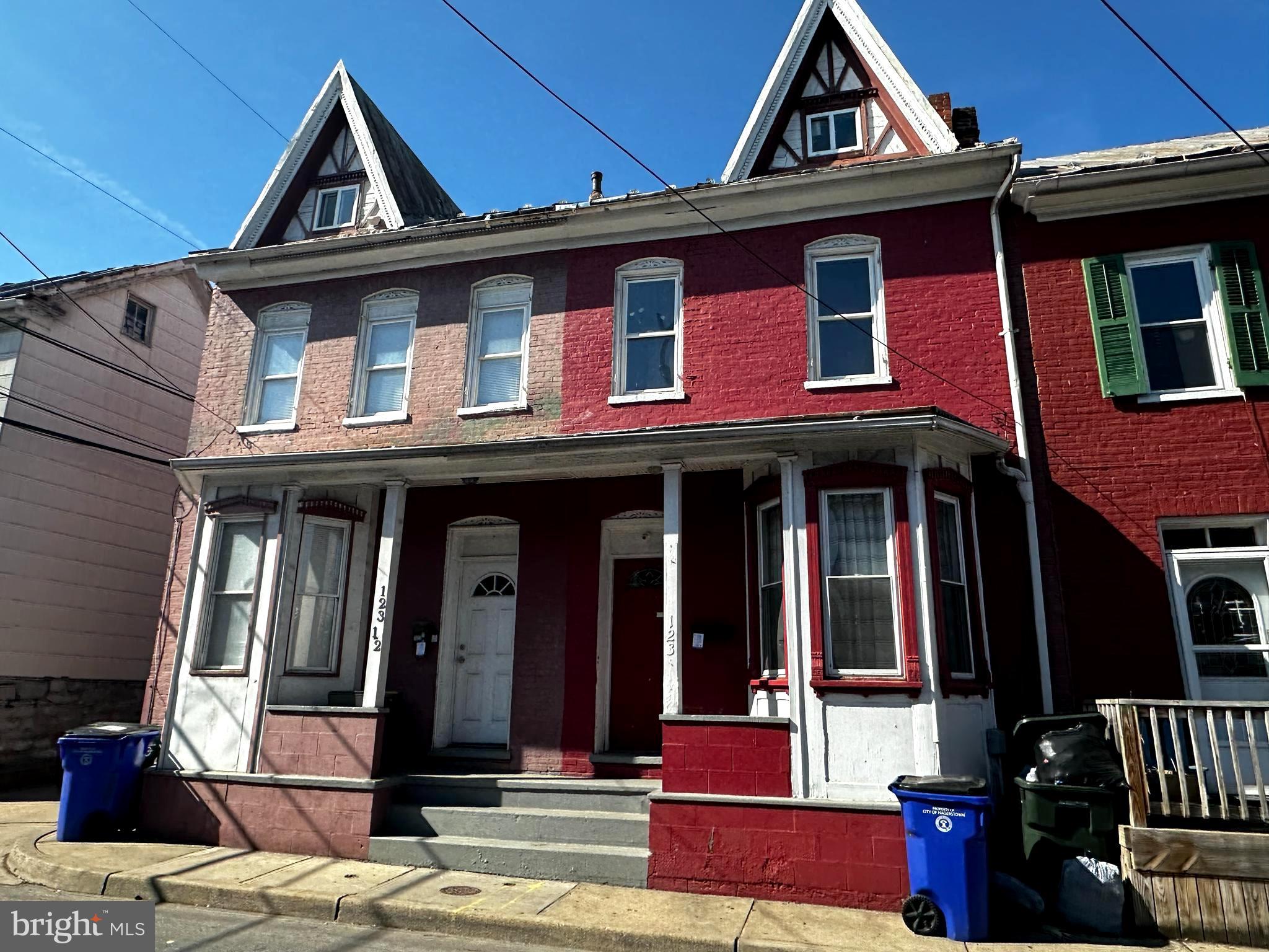 123 South Locust St  