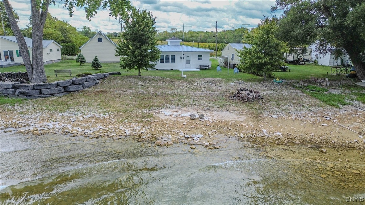 18121 Howes Shore Road Sackets Harbor, NY 13685 - Photo 3 of 40