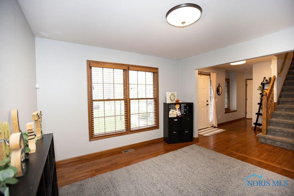 1572 Ridge Cross Road Perrysburg, OH 43551 - Photo 9 of 45 Gallery Image 9