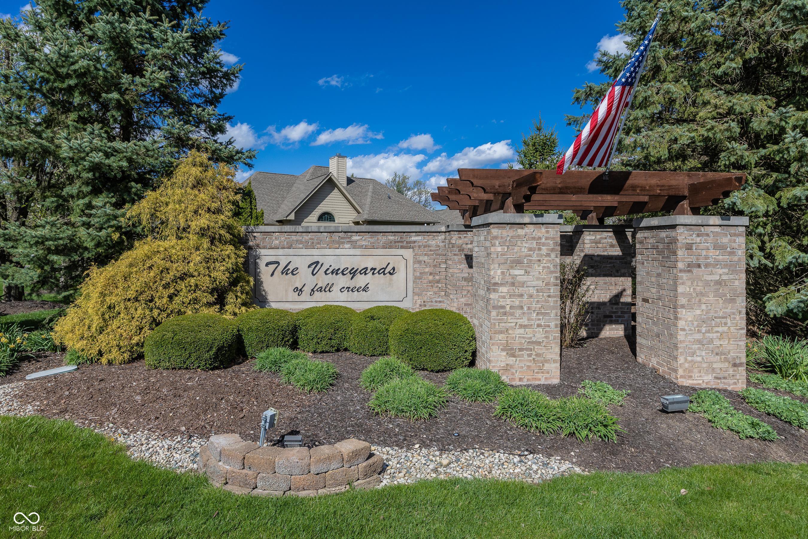 8639 Vintner Way Indianapolis, IN 46256 - Photo 29 of 38