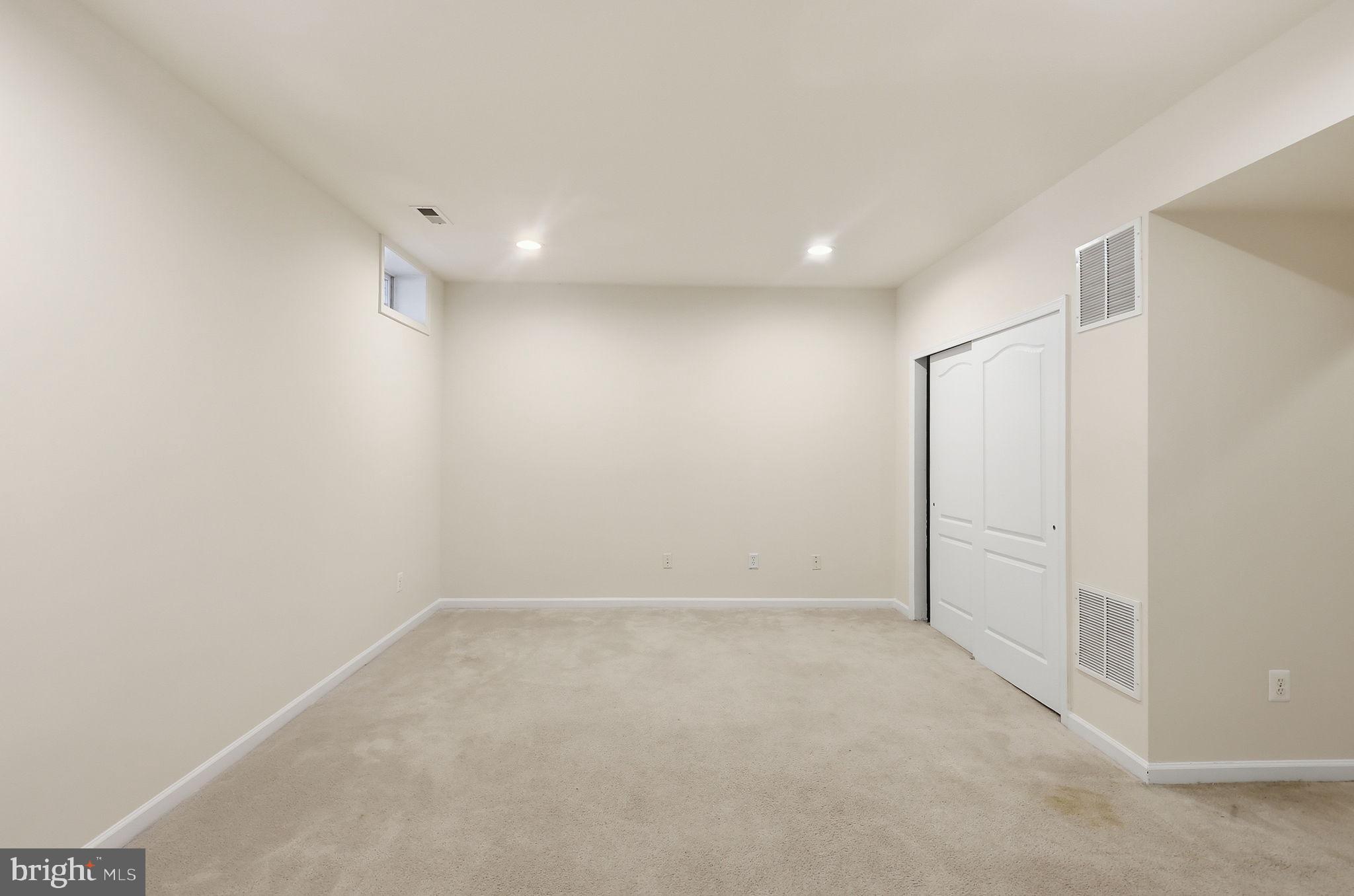 19617 Edgemont Square Ashburn, VA 20147 - Photo 43 of 65 Large Basement!
