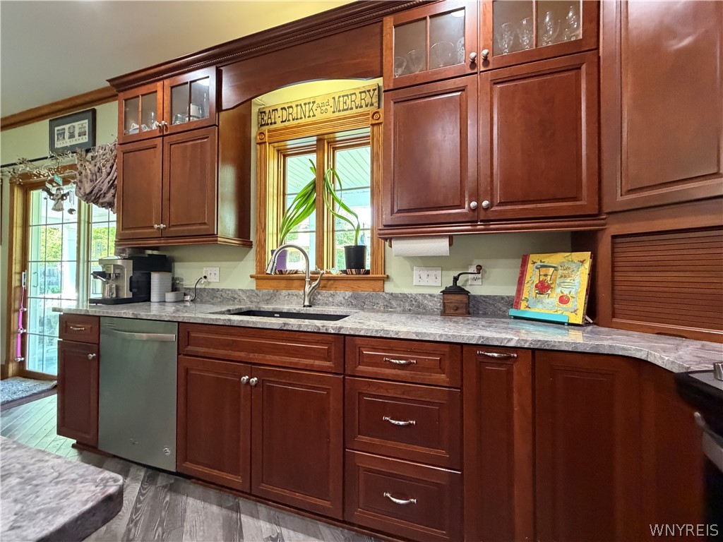 285 Cook Road East Aurora, NY 14052 - Photo 14 of 47
