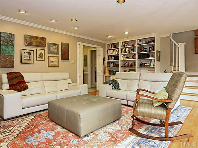 2304 Tyson Street Raleigh, NC 27612 - Photo 5 of 23 Den/Family/Great Room