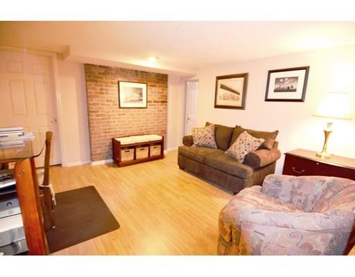 85 Wayne Street Springfield, MA 01118 - Photo 20 of 30