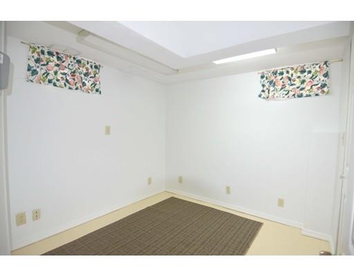 85 Wayne Street Springfield, MA 01118 - Photo 21 of 30