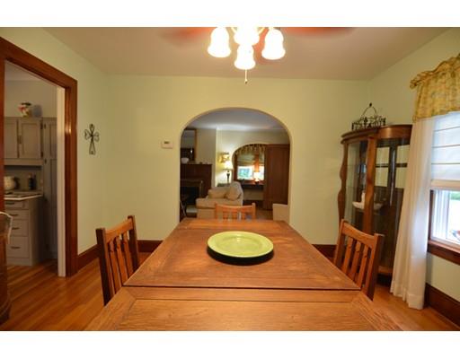 85 Wayne Street Springfield, MA 01118 - Photo 7 of 30