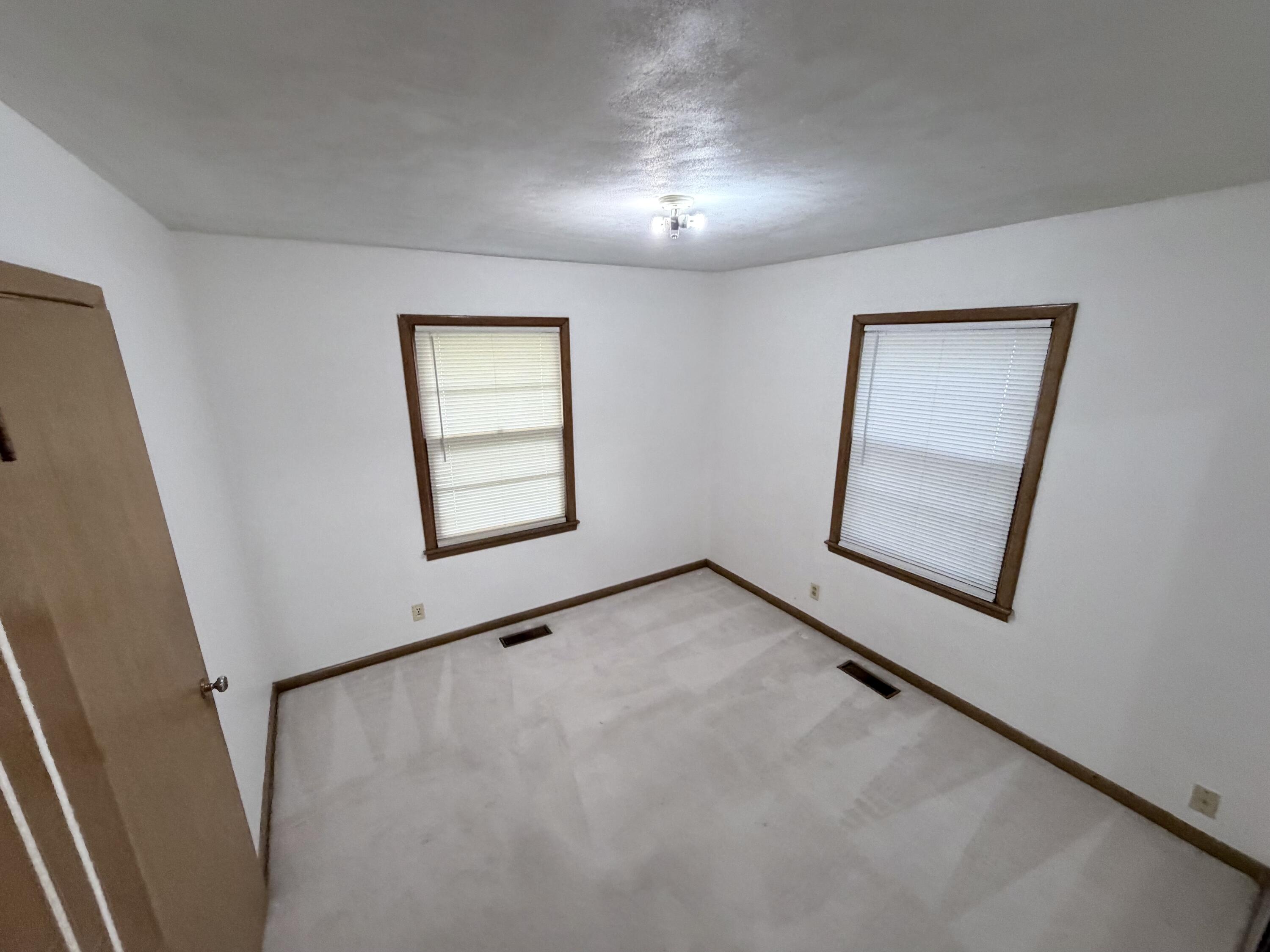 500 West Crestview Street Springfield, MO 65807 - Photo 11 of 18 IMG_7585