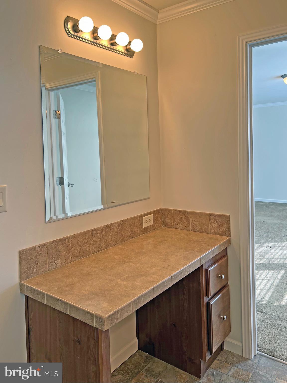 6 Baybreeze Road, Unit D6 Rehoboth Beach, DE 19971 - Photo 15 of 34 Make-Up Vanity