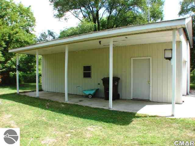 4794 West Redstone Road St. Louis, MI 48880 - Photo 9 of 25 1767256-8.JPG