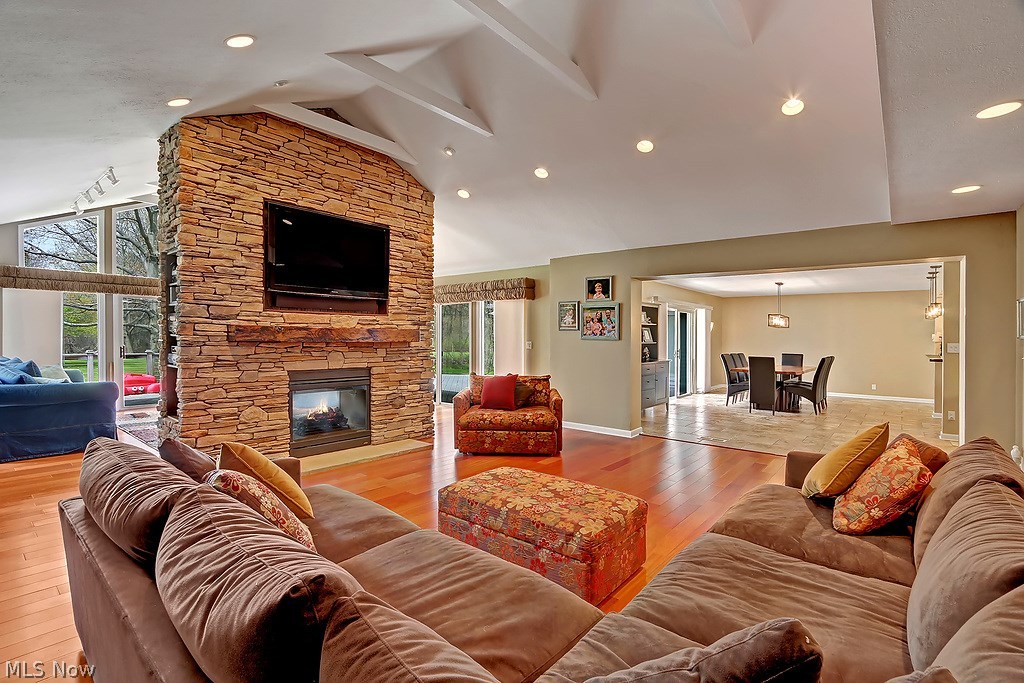 2632 Brainard Road Cleveland, OH 44124 - Photo 9 of 25