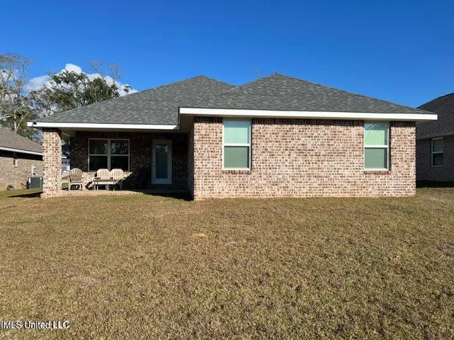 $2,100 | 14057 Plantation Oaks Drive, Gulfport, MS 39503