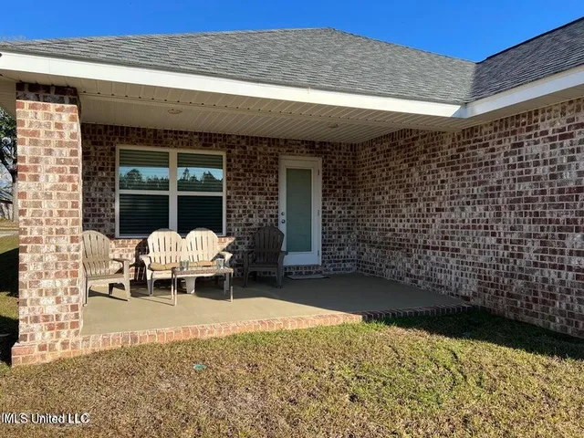 $2,100 | 14057 Plantation Oaks Drive, Gulfport, MS 39503