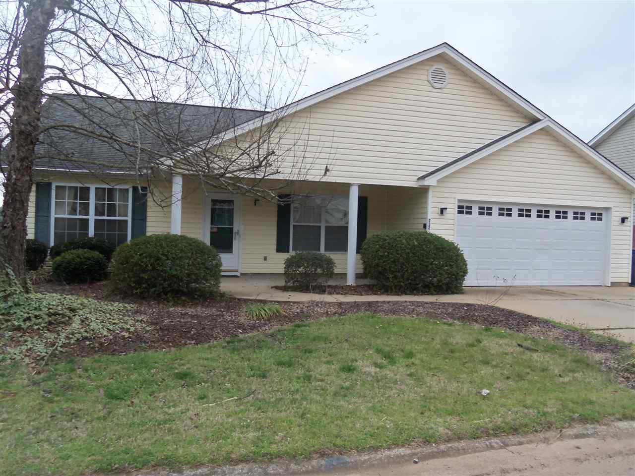 232 Spring Street Duncan, SC 29334 - Photo 1 of 23 Gallery Image 1