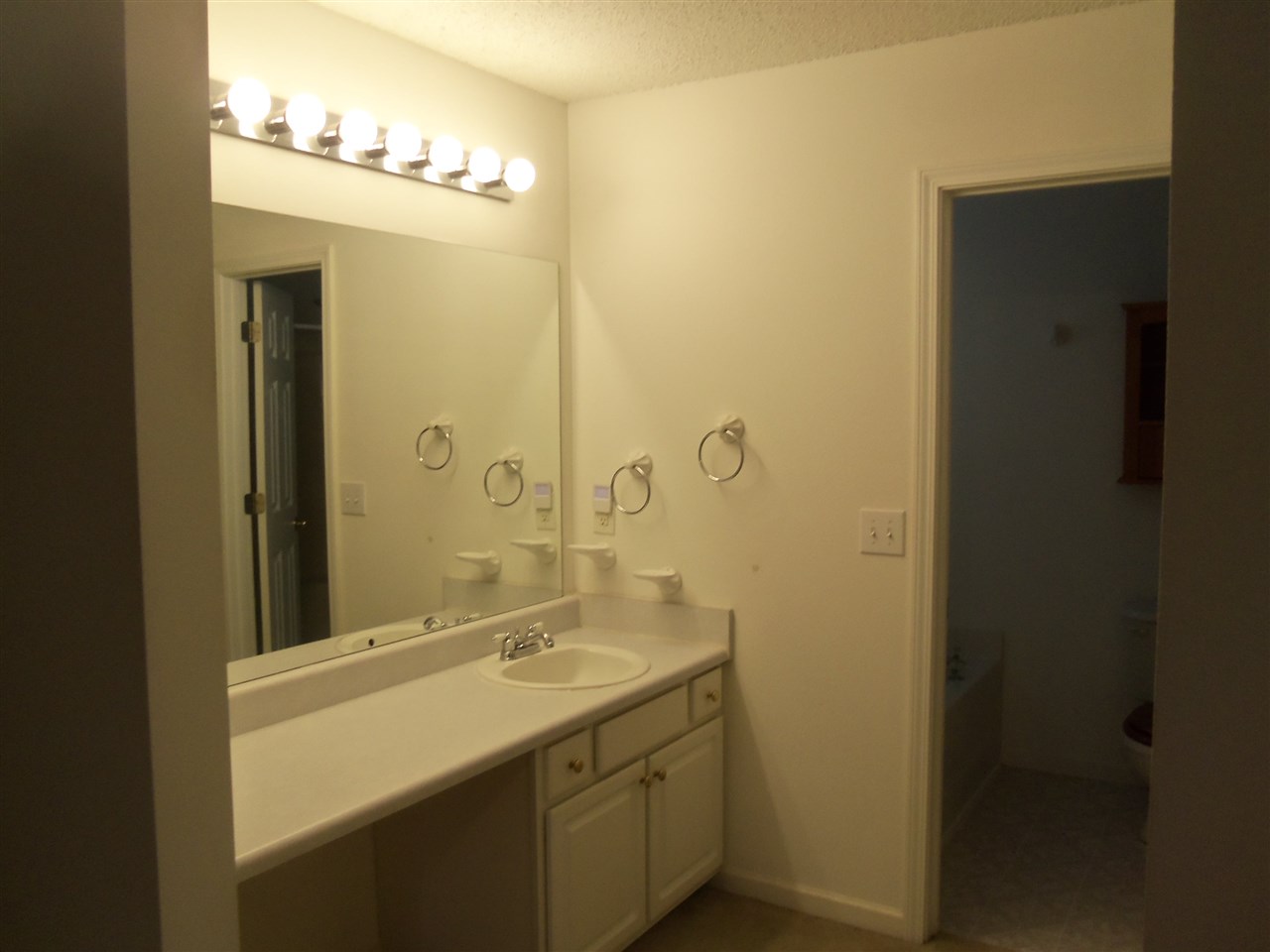 232 Spring Street Duncan, SC 29334 - Photo 14 of 23 Gallery Image 14