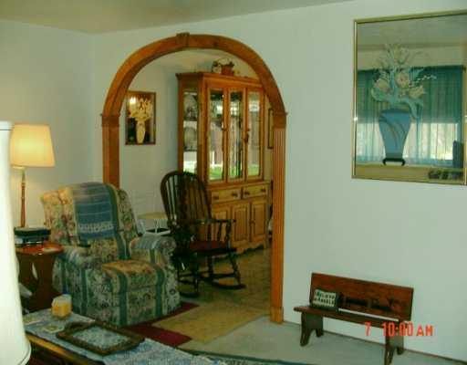 753 Center Road Plum, PA 15239 - Photo 2 of 8 Living Room.