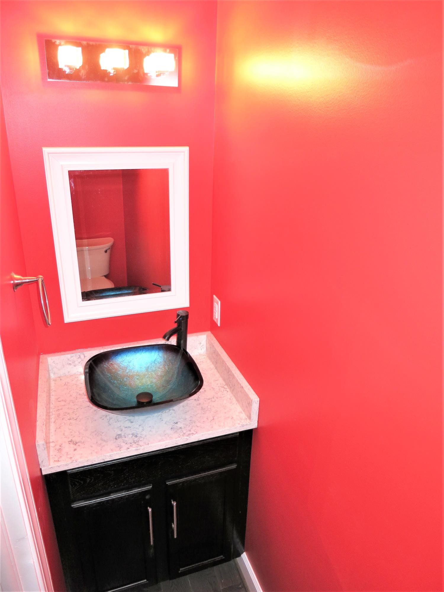 3241 Rasmont Road Roanoke, VA 24018 - Photo 11 of 32 Half Bath