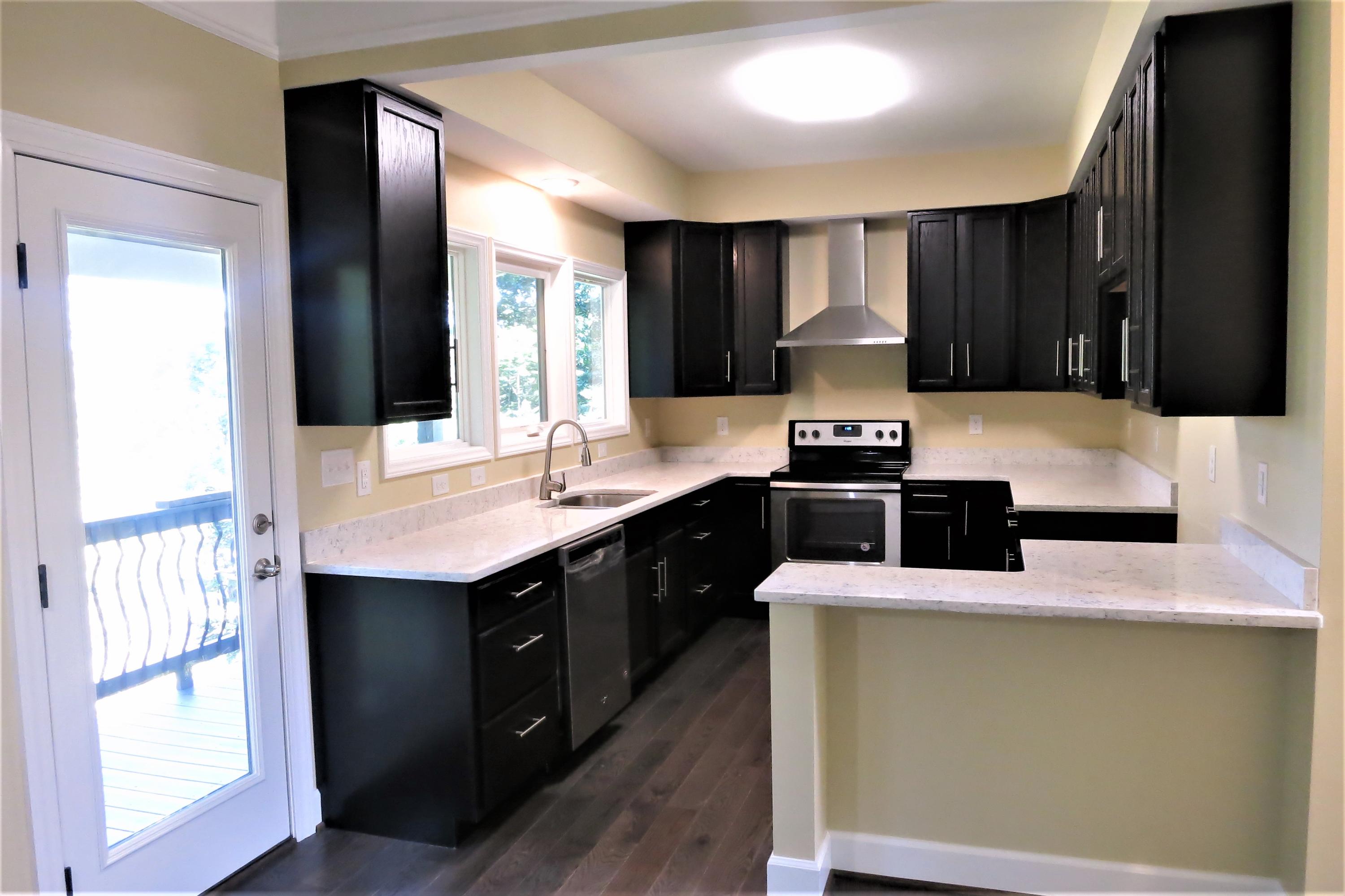 3241 Rasmont Road Roanoke, VA 24018 - Photo 5 of 32 Kitchen
