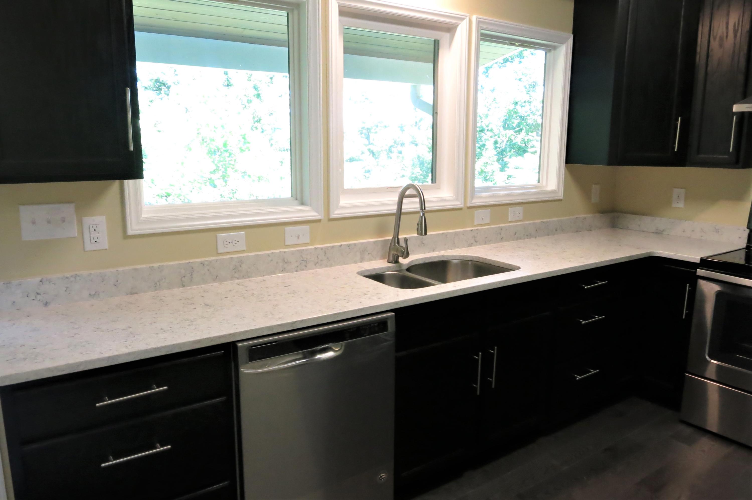 3241 Rasmont Road Roanoke, VA 24018 - Photo 7 of 32 Kitchen