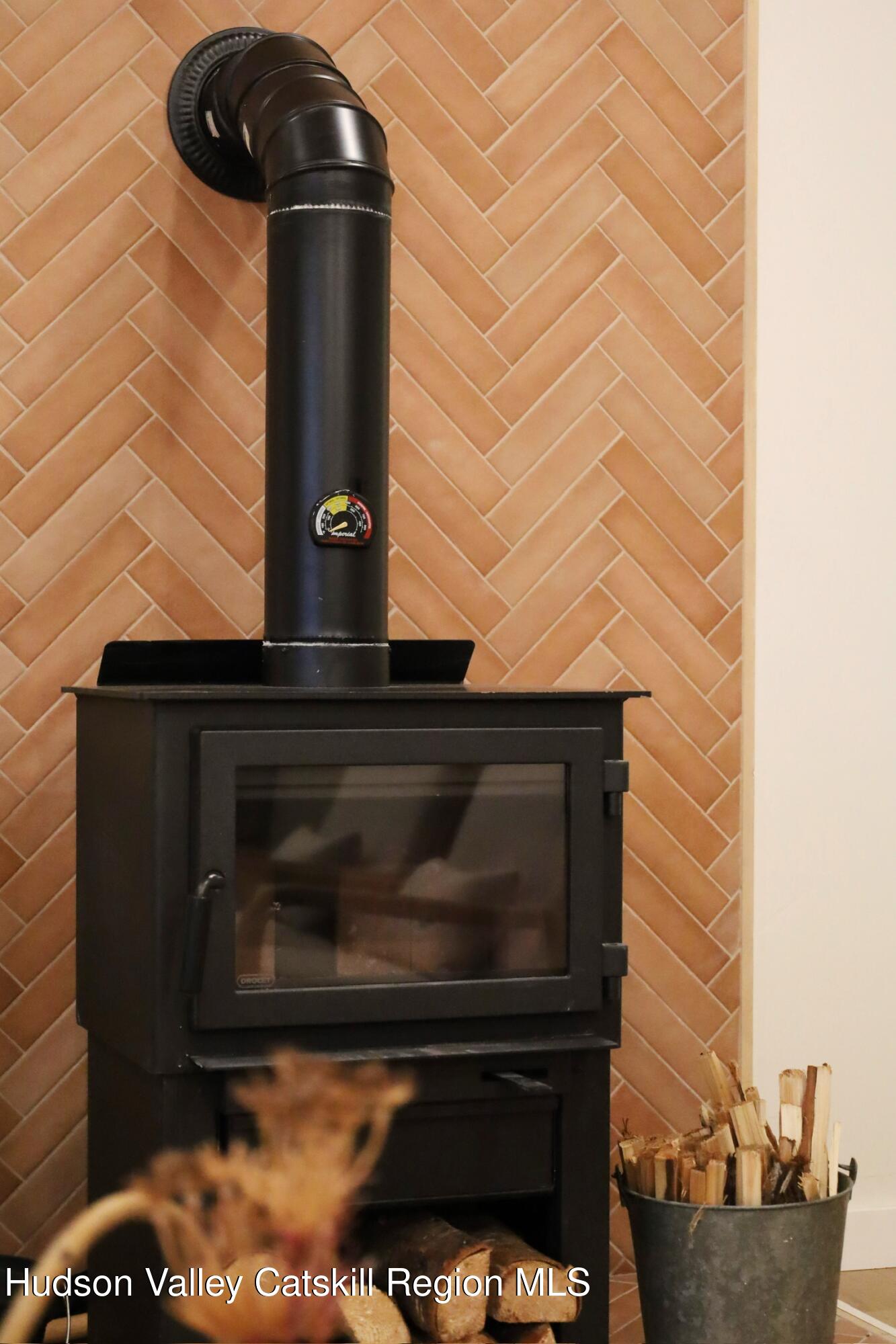 230 Potic Mountain Road Athens, NY 12414 - Photo 11 of 25 2D32E909-652D-4E07-A53E-105E69EDD6F9