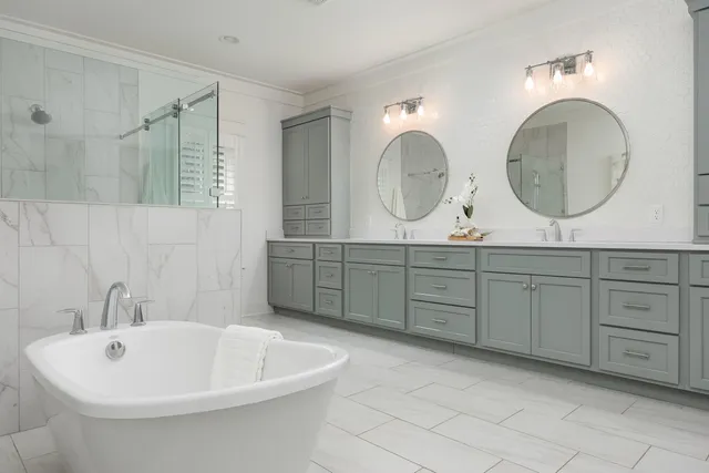 $725,000 | 9230 White Ash Drive, Ooltewah, TN 37363