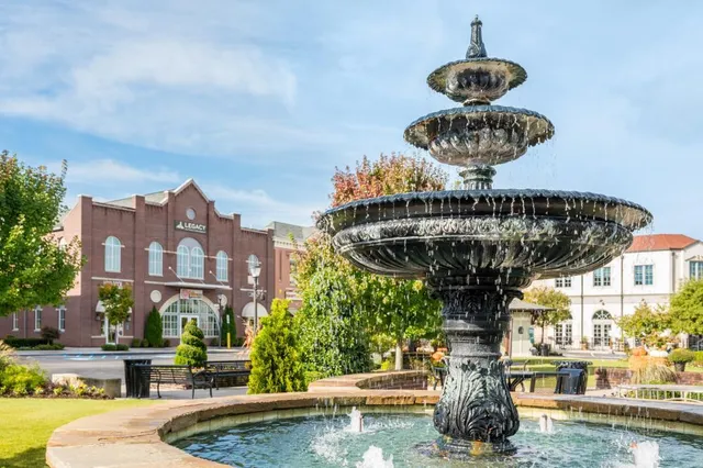 $725,000 | 9230 White Ash Drive, Ooltewah, TN 37363