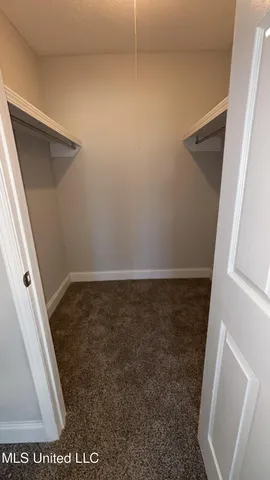 $1,995 | 924 South College Street, Brandon, MS 39042