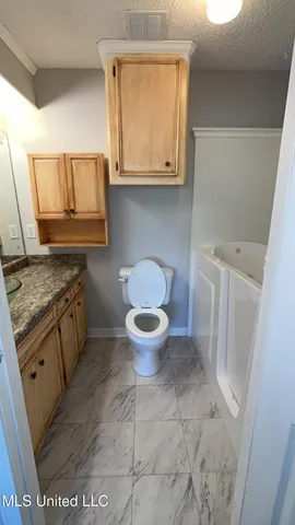 $1,995 | 924 South College Street, Brandon, MS 39042