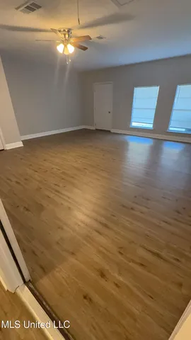 $1,995 | 924 South College Street, Brandon, MS 39042