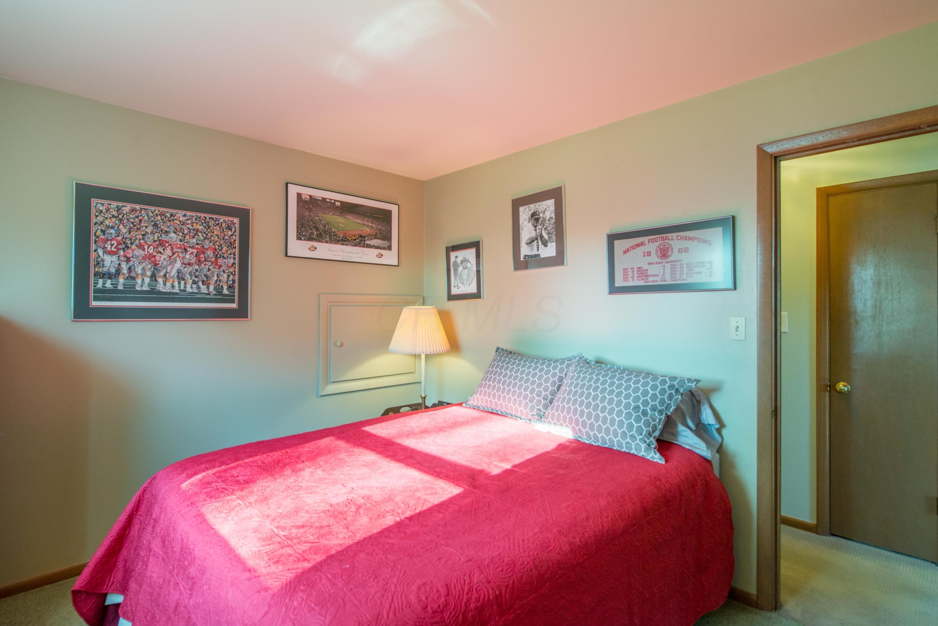2710 Montcalm Road Columbus, OH 43221 - Photo 26 of 36 Gallery Image 26