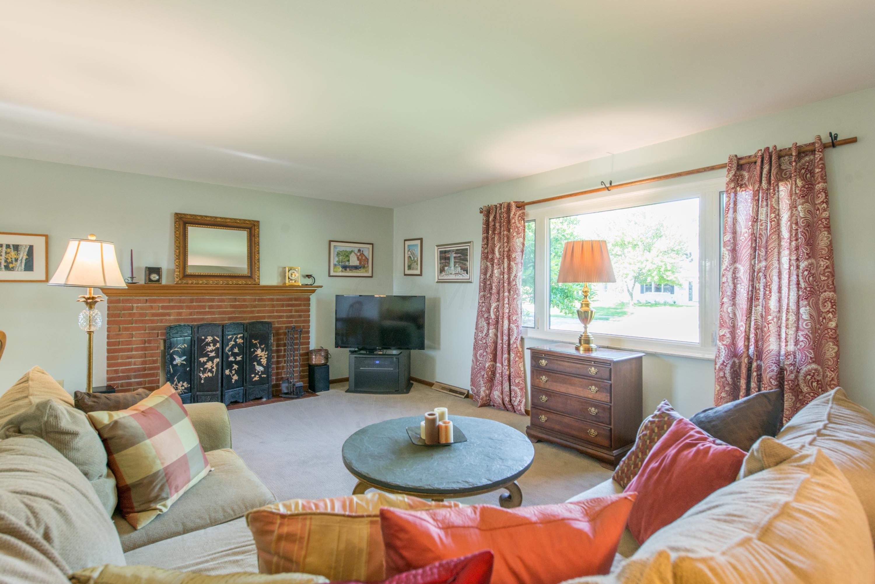 2710 Montcalm Road Columbus, OH 43221 - Photo 5 of 36 Gallery Image 5