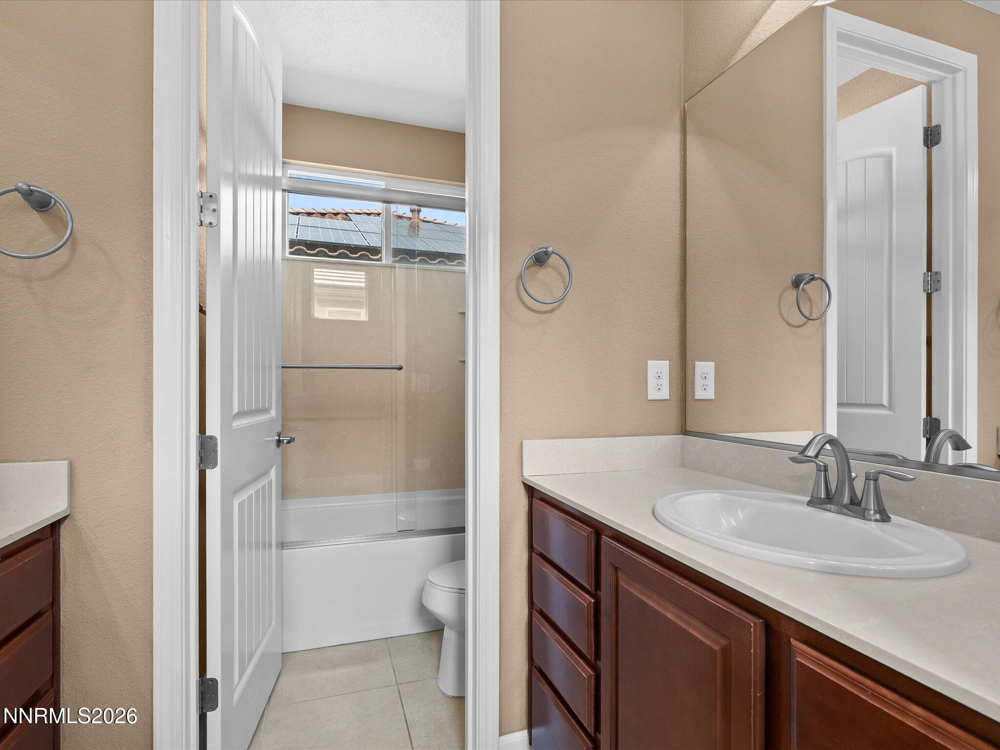 1080 South University Park Loop Reno, NV 89512 - Photo 34 of 76 Main Level Bathroom 2