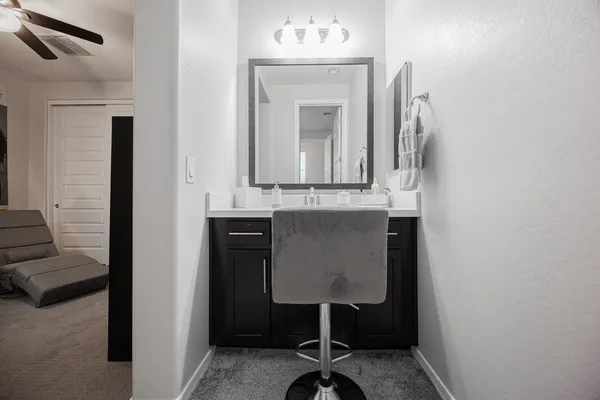 $4,495 | 11777 South 51st Drive, Laveen, AZ 85339