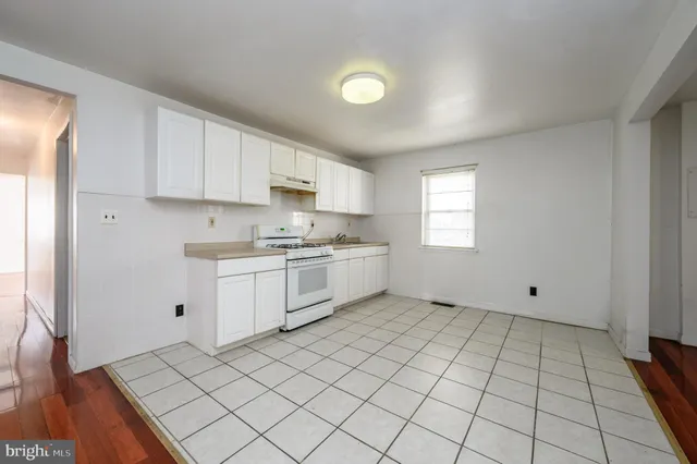 $339,000 | 431 North White Horse Pike, Magnolia, NJ 08049