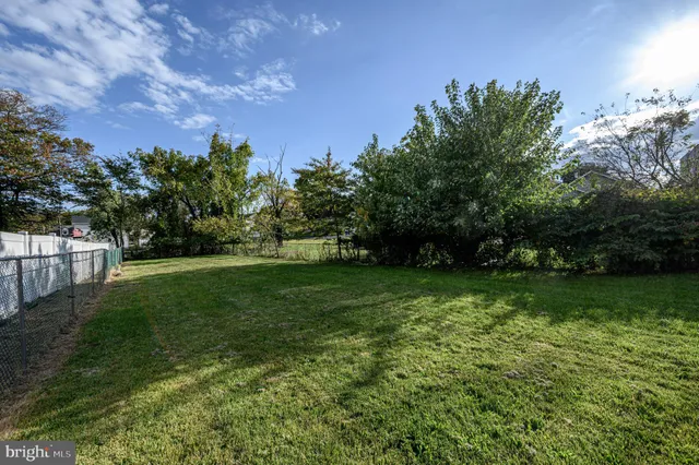 $339,000 | 431 North White Horse Pike, Magnolia, NJ 08049