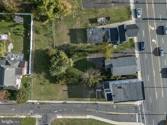 $339,000 | 431 North White Horse Pike, Magnolia, NJ 08049