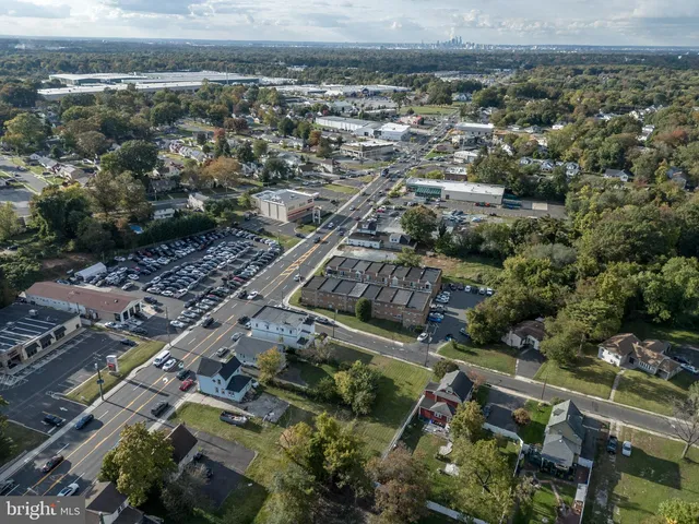 $339,000 | 431 North White Horse Pike, Magnolia, NJ 08049